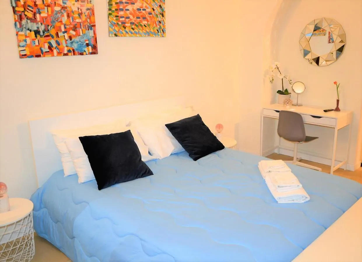 Suite Caronda Katania 0*,